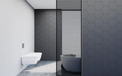 Baños con muro en la ducha: estética, privacidad y adiós a la mampara